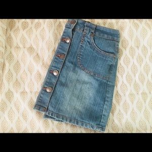 High waist, button up denim skirt